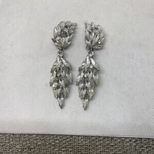 Vintage Sherman Clear Marquise Cluster Crystals Cascading Earrings Drop Clip One